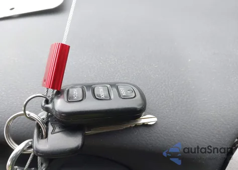 2004 Pontiac Vibe z USA, uszkodzony, nr VIN 5Y2SL64874Z449292